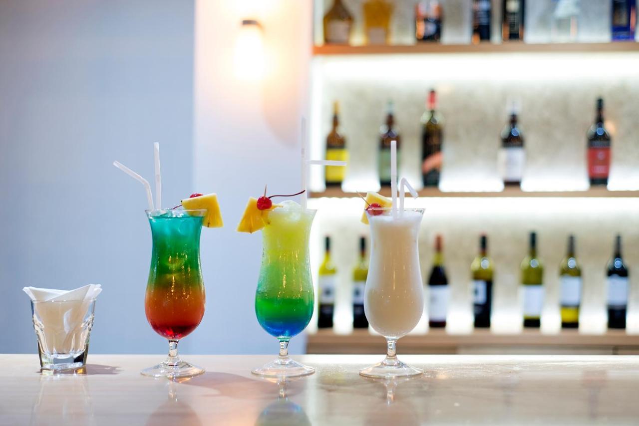 Ultiqa Fiji Palms Beach Resort パシフィック・ハーバー エクステリア 写真