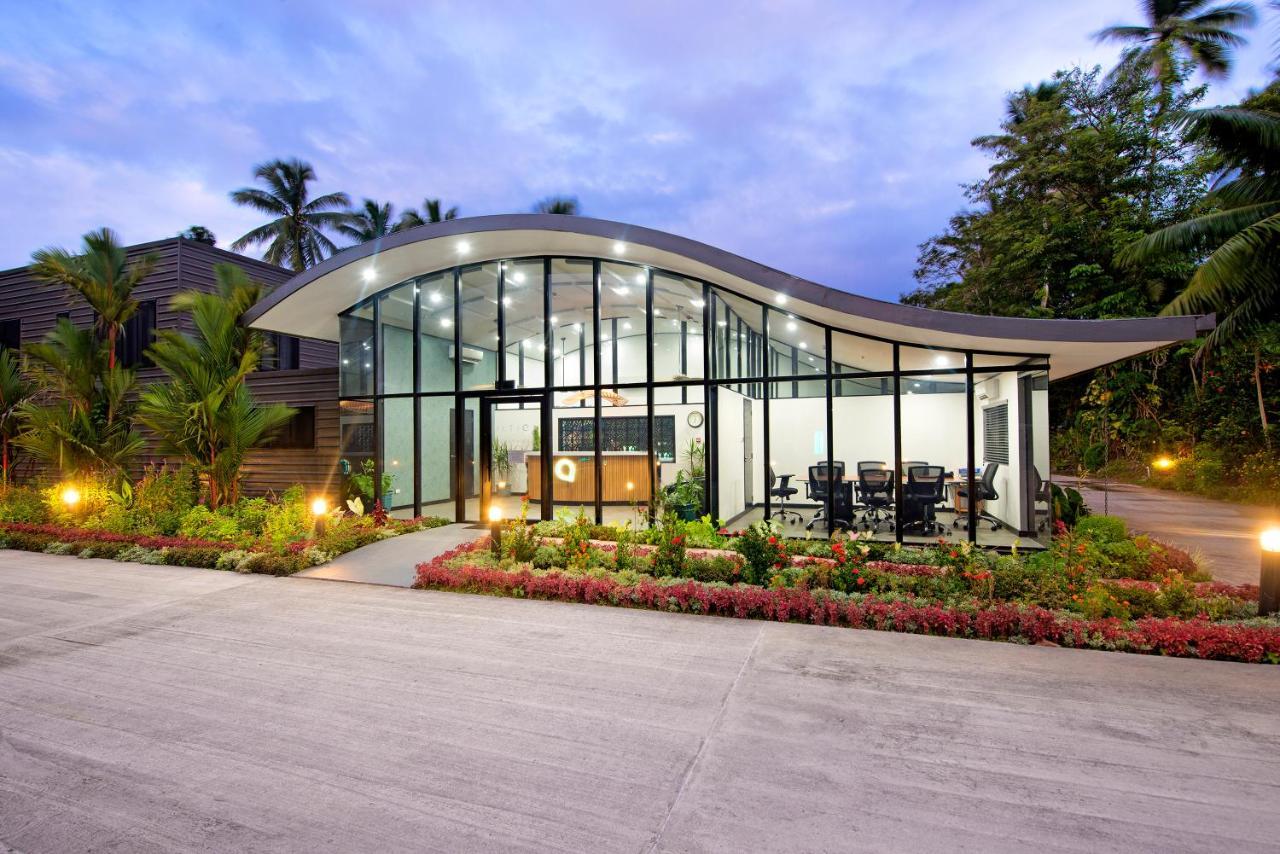 Ultiqa Fiji Palms Beach Resort パシフィック・ハーバー エクステリア 写真