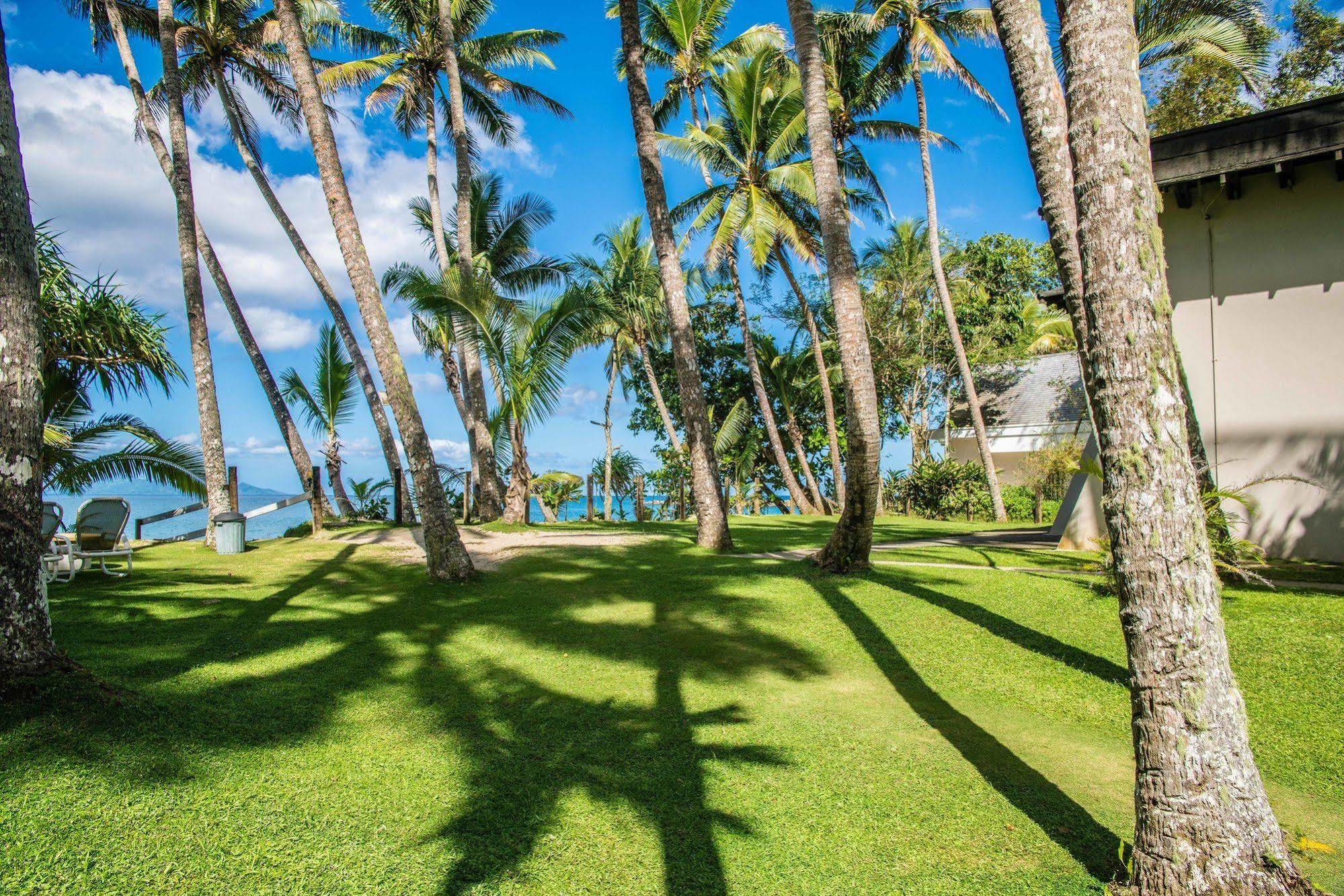 Ultiqa Fiji Palms Beach Resort パシフィック・ハーバー エクステリア 写真